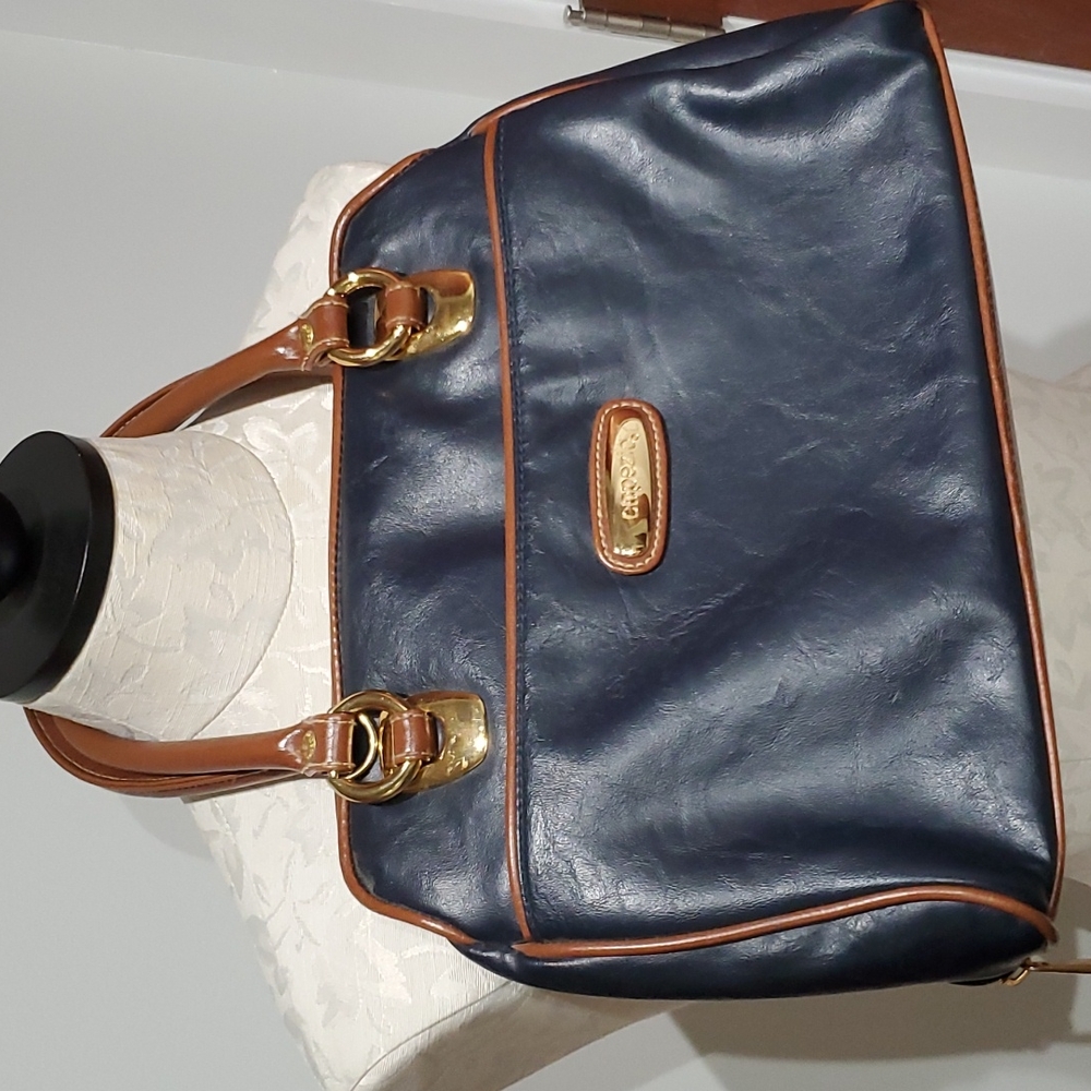 Vintage Capezio purse in classic Navy and Brown